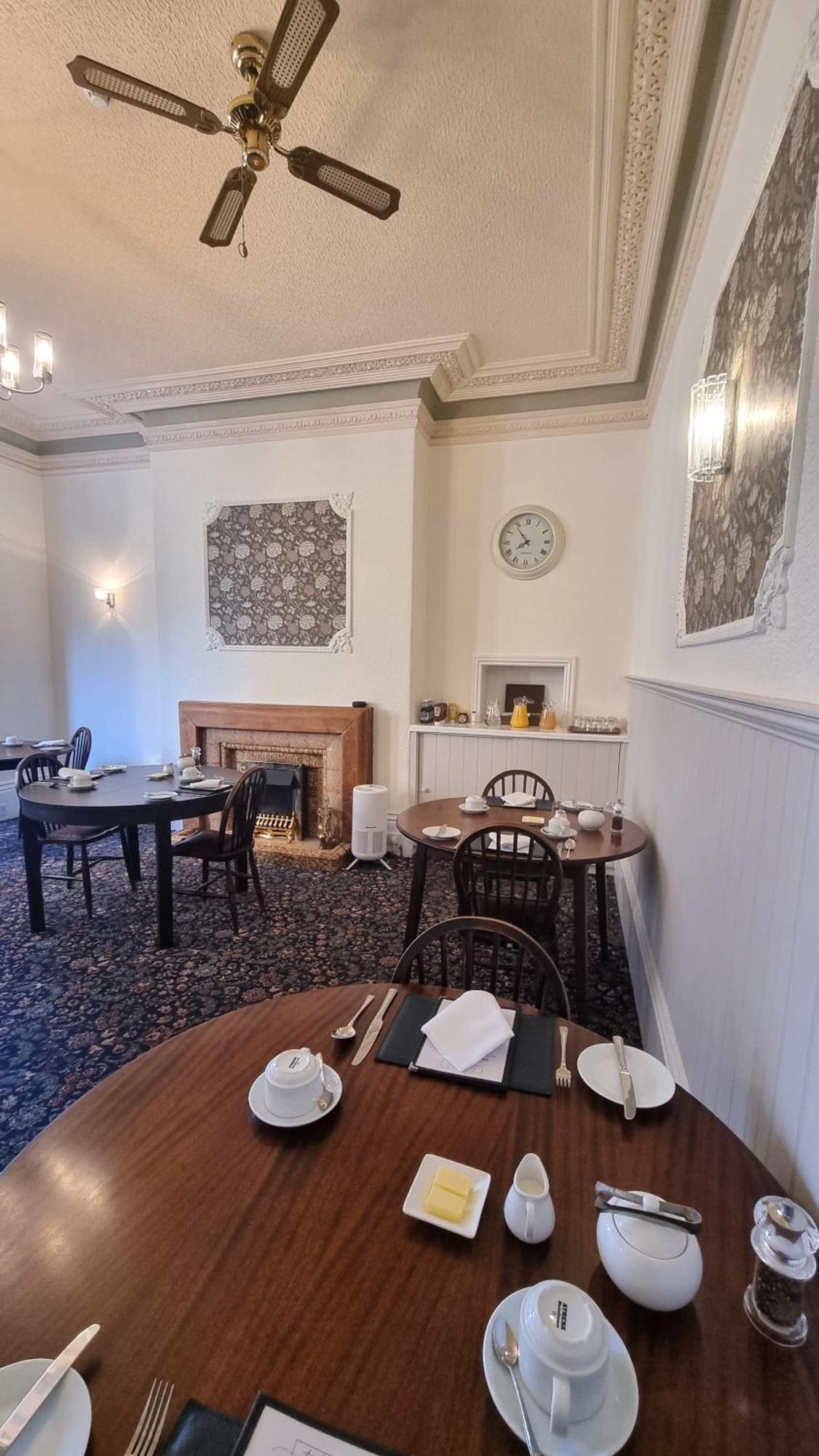 Hotel The Cavendish Scarborough Esterno foto